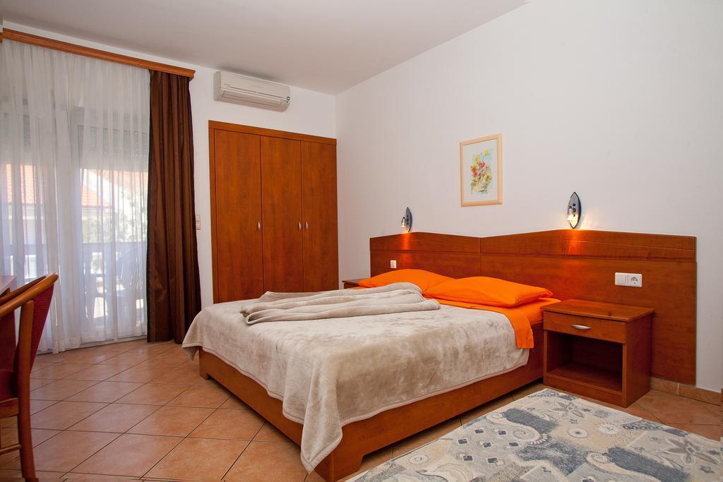 Guesthouse Villa Adria Малинська Екстер'єр фото