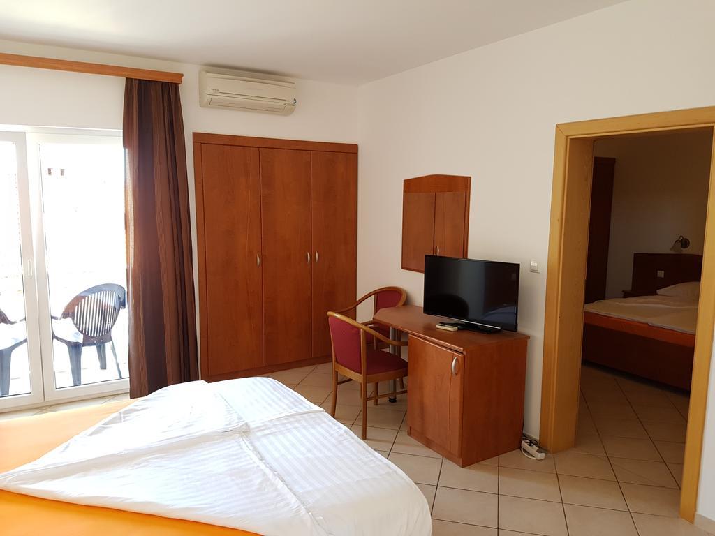 Guesthouse Villa Adria Малинська Екстер'єр фото