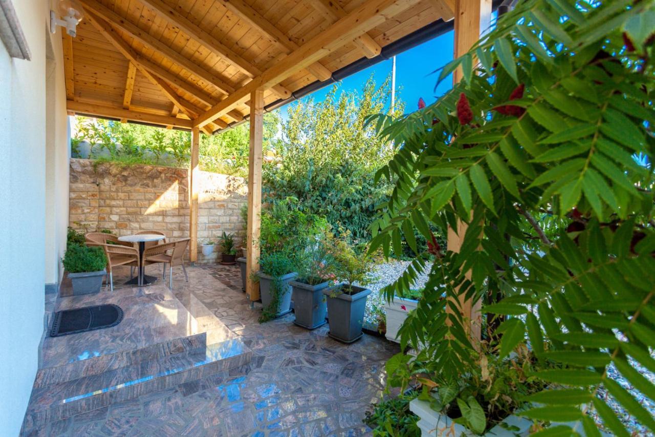 Guesthouse Villa Adria Малинська Екстер'єр фото